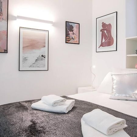 White Suite Trastevere - Topcollection Рим Екстериор снимка